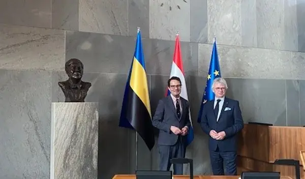 Cdk Van Gelderland En RP Münster Andreas Bothe In De Statenzaal Van Het Huis Der Provincie In Gelderland 2